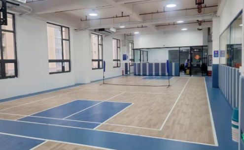 運(yùn)動(dòng)塑膠地板，保障運(yùn)動(dòng)安全